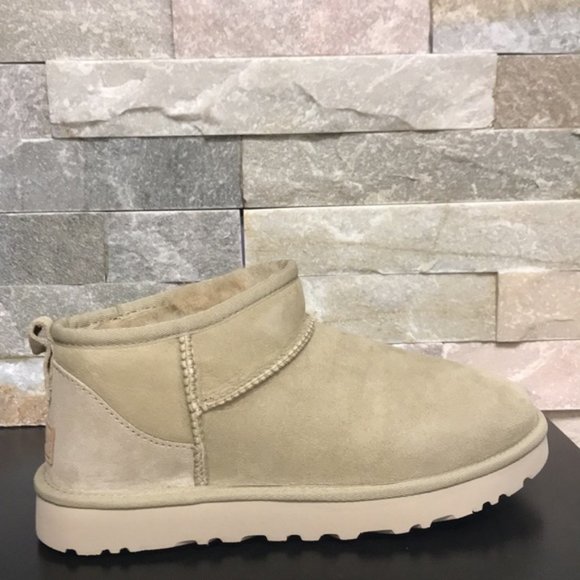 UGG Women's Classic Ultra Mini Ankle Boot - Picture 5 of 9